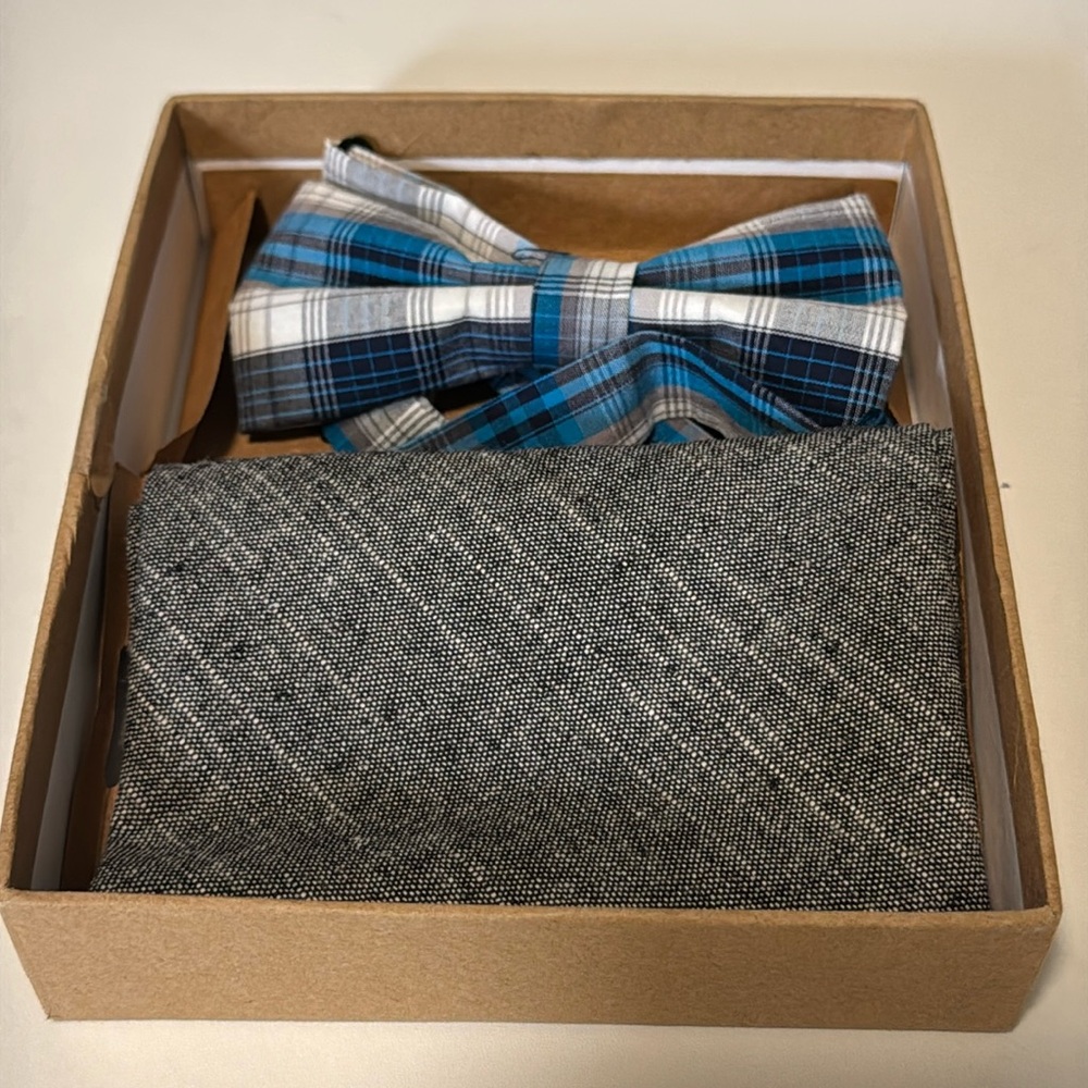 Burma Bibas Bow tie & Handkerchief